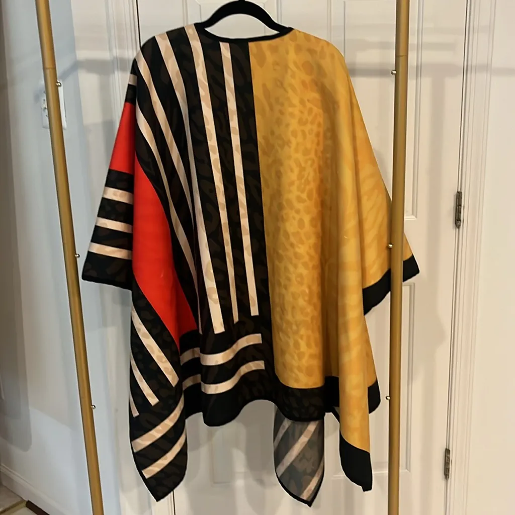 Felt poncho/cape with arm holes. Free size Gold Size undefined - Image 7