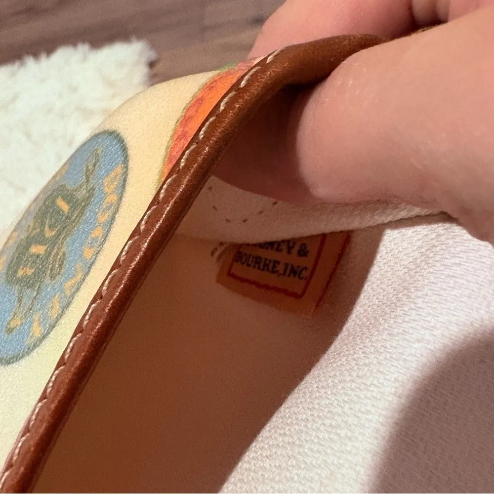 Dooney & Bourke Vintage Y2K Medallion Mini Bag Cream multi color - Image 7