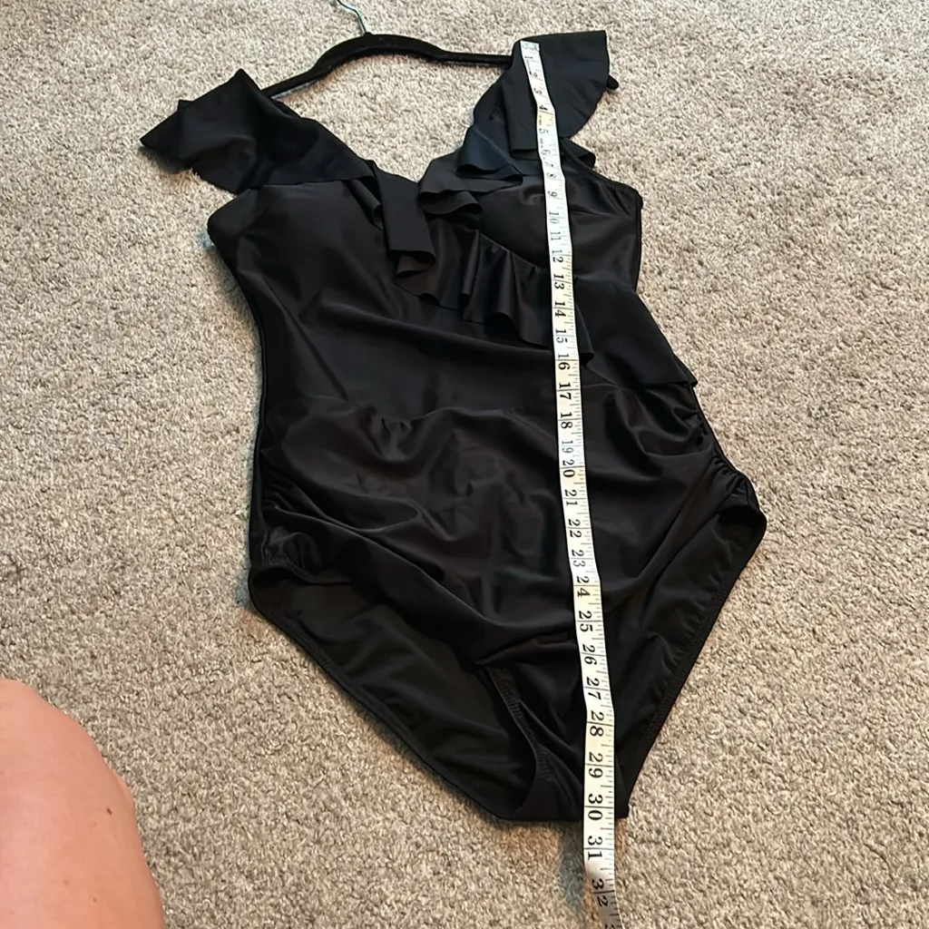 Blooming Jelly Amazon Black Ruffle One Piece Swimsuit- L‎ - Image 4