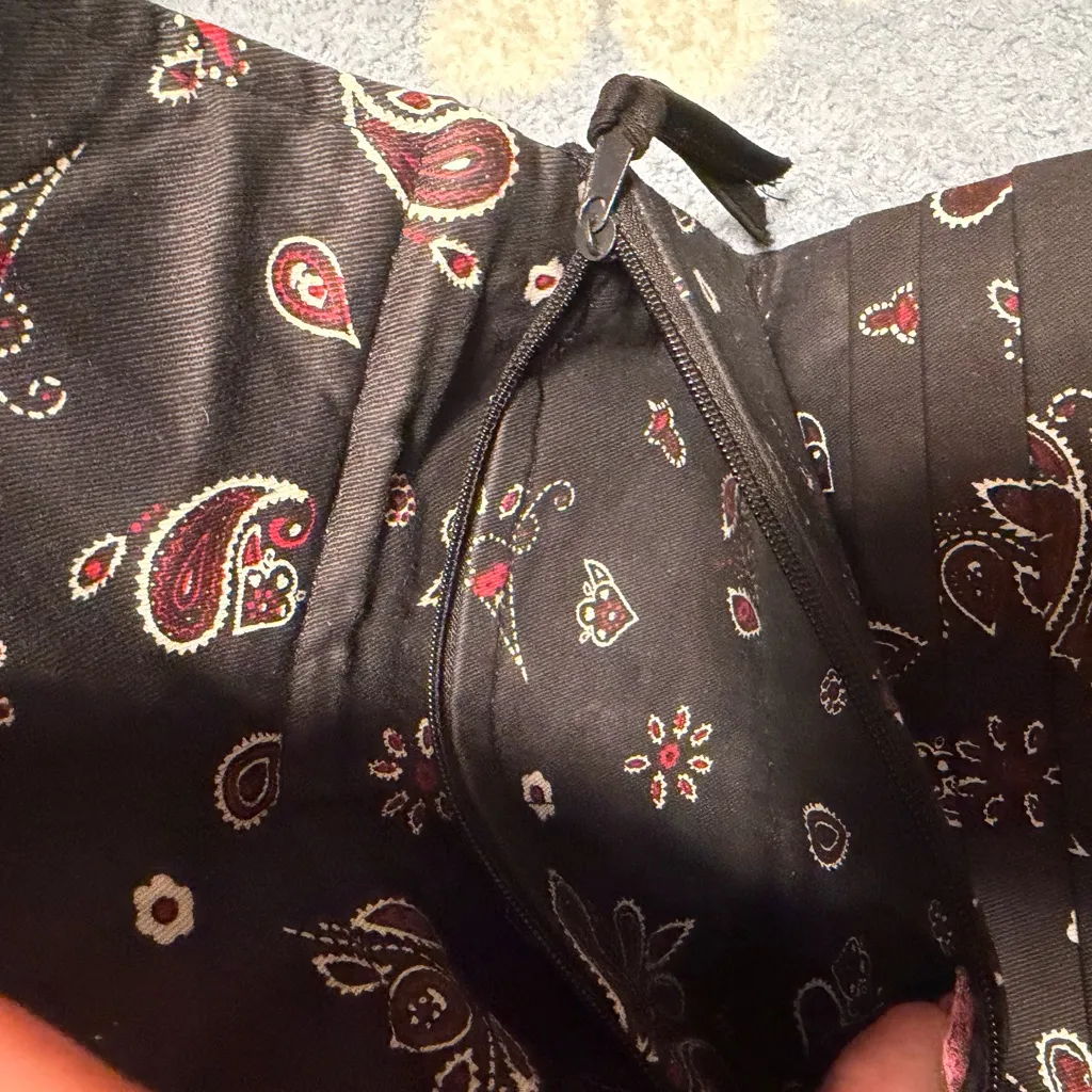 Black Quilted Women's Wallet - Image 6