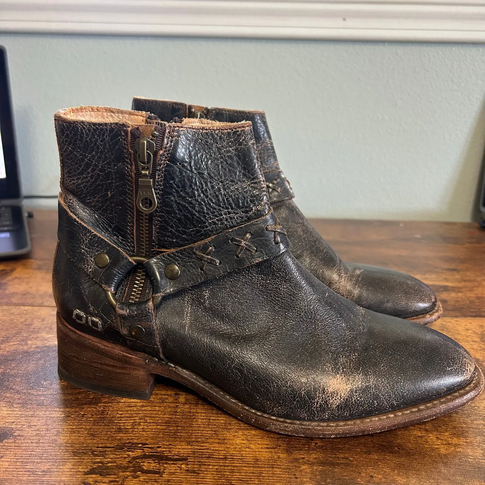 Bed Stu Boots Winslet Black Leather Ankle Boots 8.5 Vintage Distressed Zip - Image 3