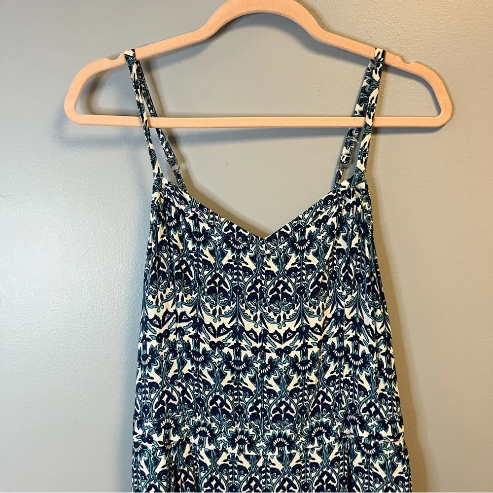 Hollister Romper Blue Aqua & White Floral Sleeveless Romper Sz M EUC Summer - Image 2