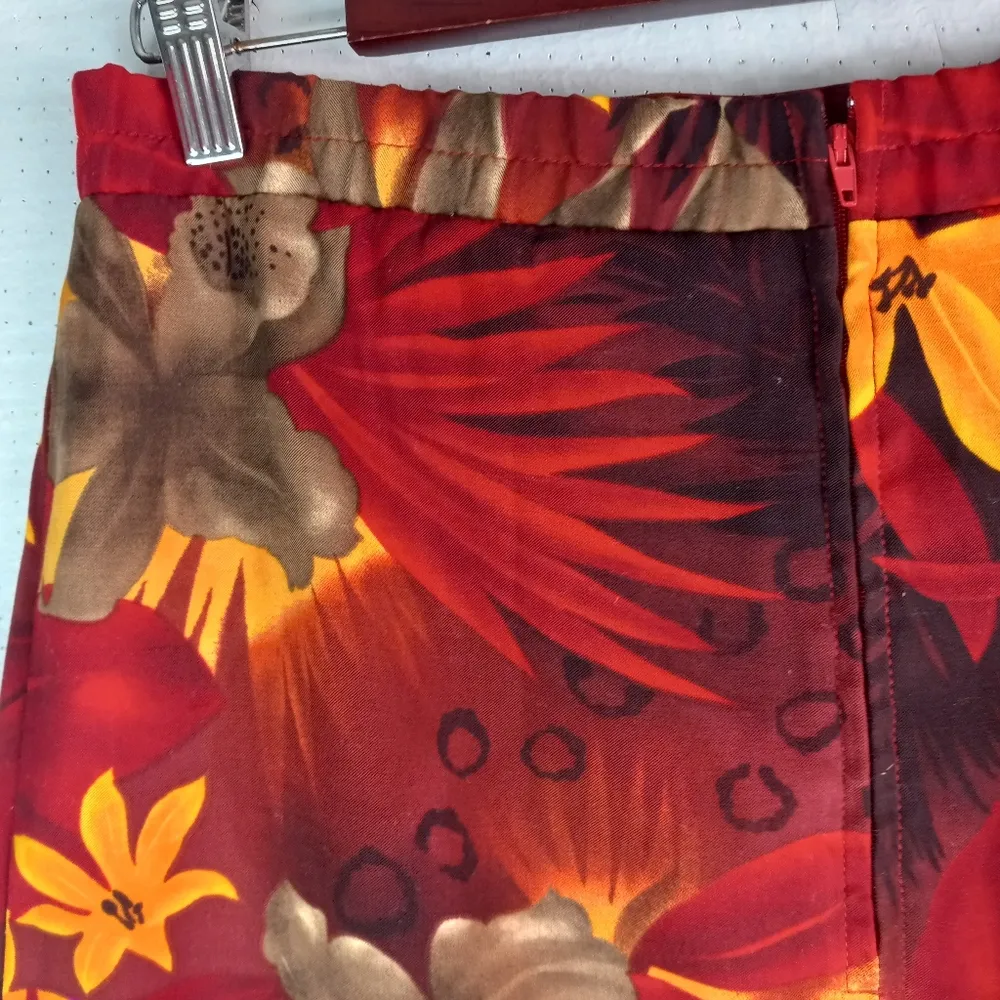 John Roberts 8 Tropical Floral Red and Yellow Aloha Pencil Mini Skirt Vintage - Image 3