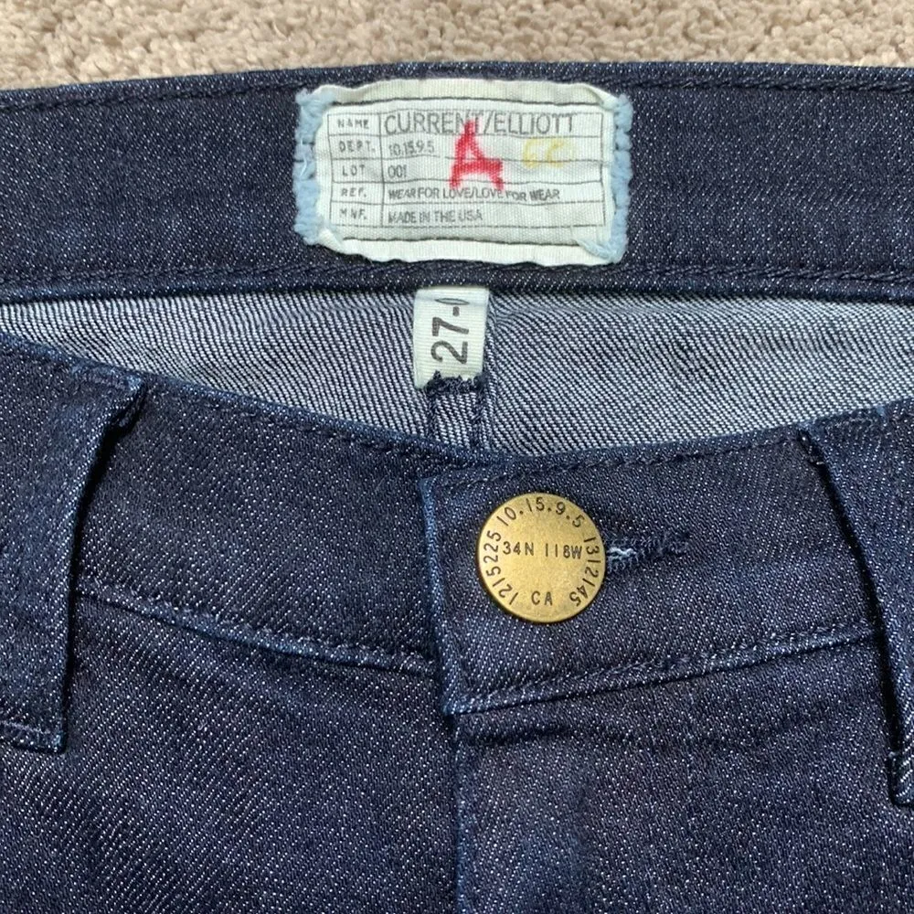 New. Current Elliott stretch dark denim jeans with raw hem. May fit a 28 tall - Image 15