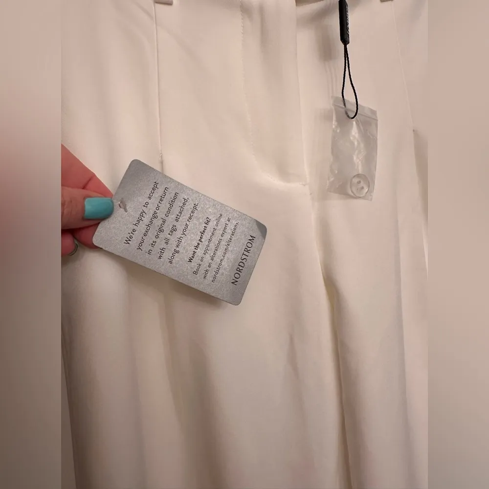 Bardot  White Wide Leg Tailored Pants NWT - Image 4