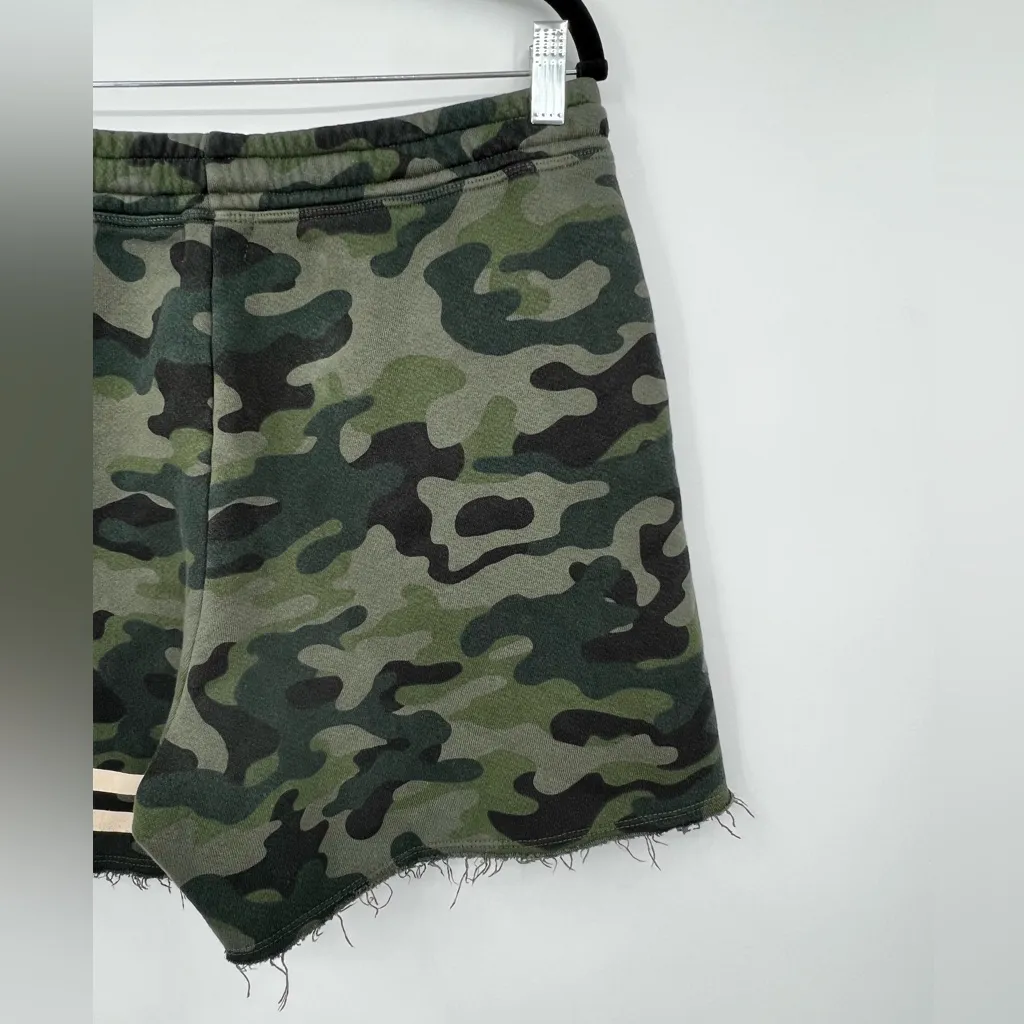 Sundry 🆕 NWT  Honey Stripe Camo Shorts Pine Raw Hem Pockets Drawstring Size Large - Image 6