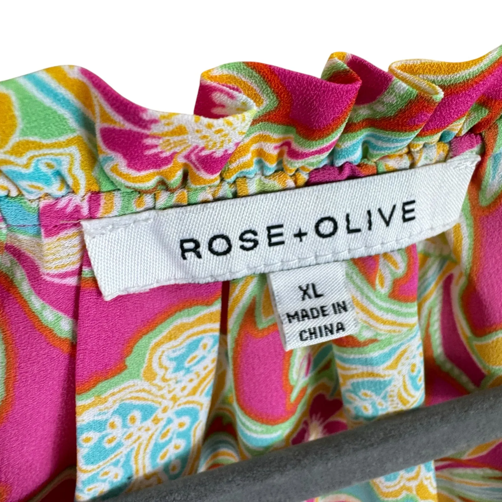 Rose & Olive Colorful Floral Lightweight Sleeveless Summer Blouse Size XL - Image 3