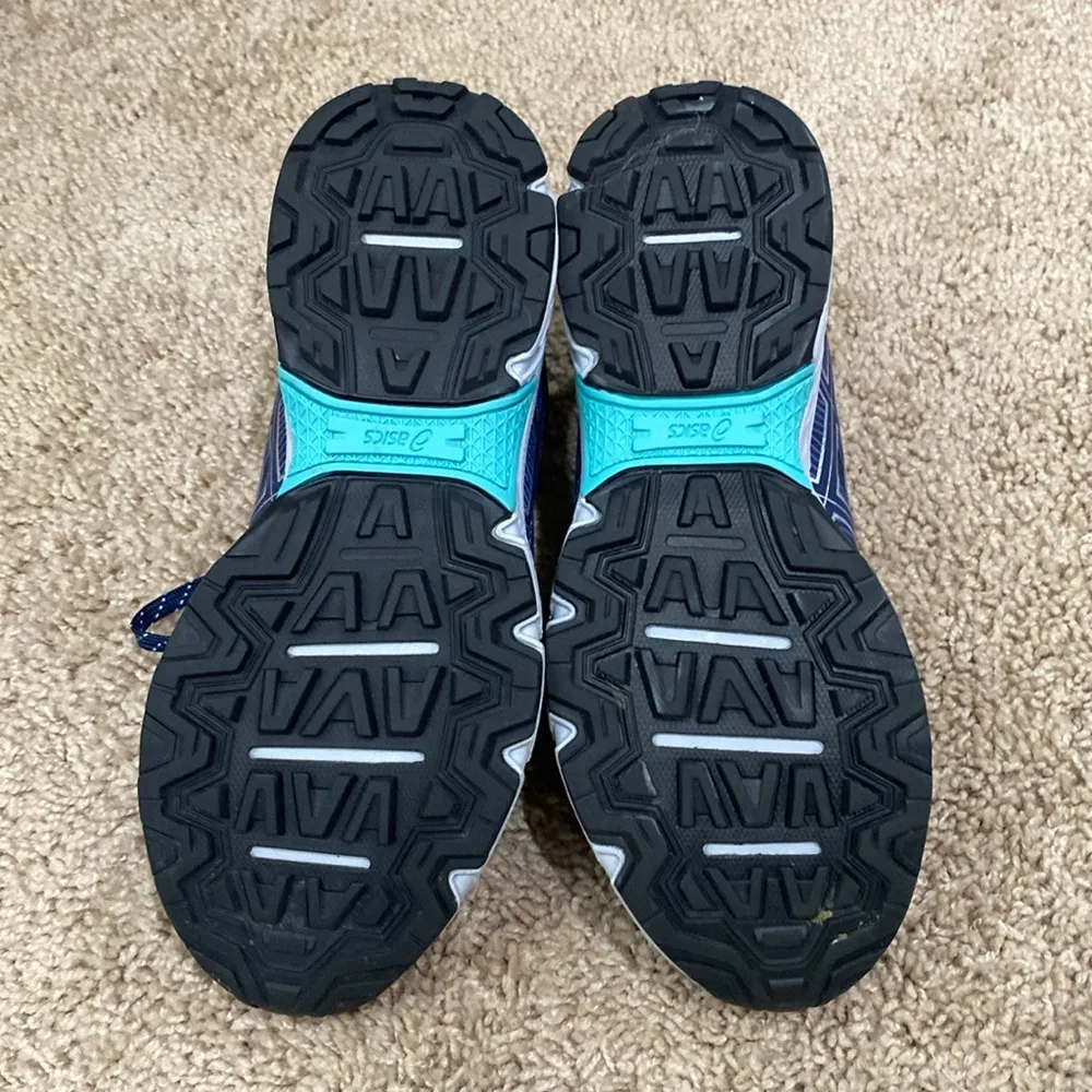 ASICS Gel Venture 7 running sneaker - Image 8