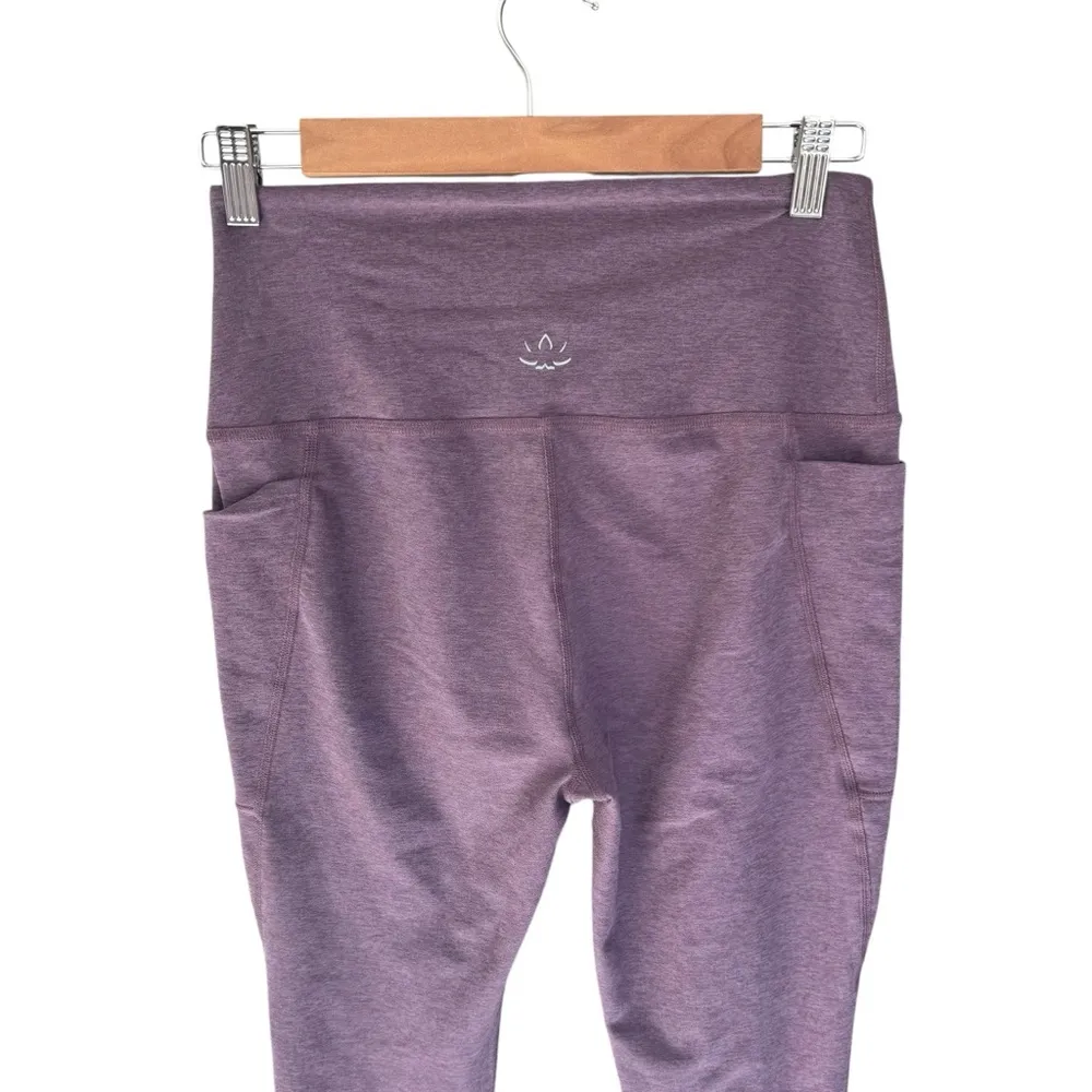 Peloton x Beyond Yoga - Daily Soft Leggings with Pockets Sz XL - Image 8