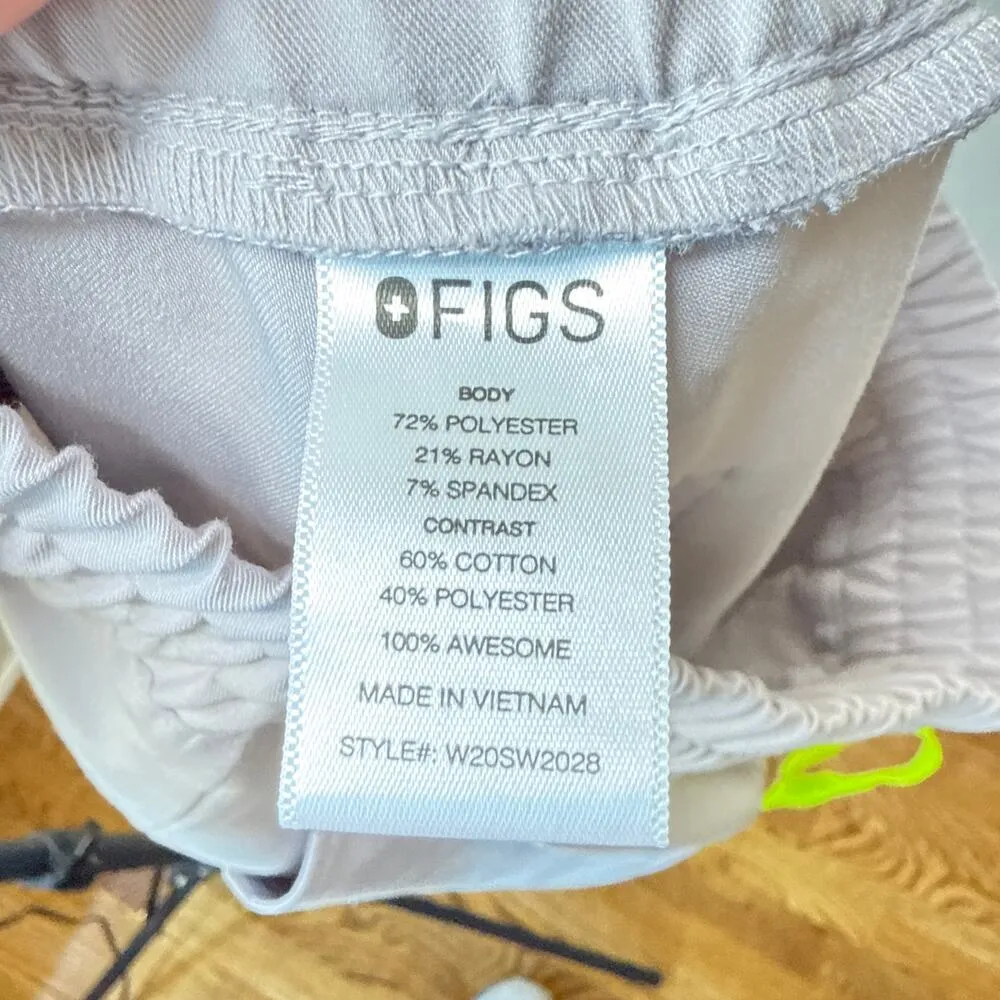 FIGS X-Small Scrubs Set Zamora Joggers & Casma Three-Pocket Scrub Top Medical - Image 11