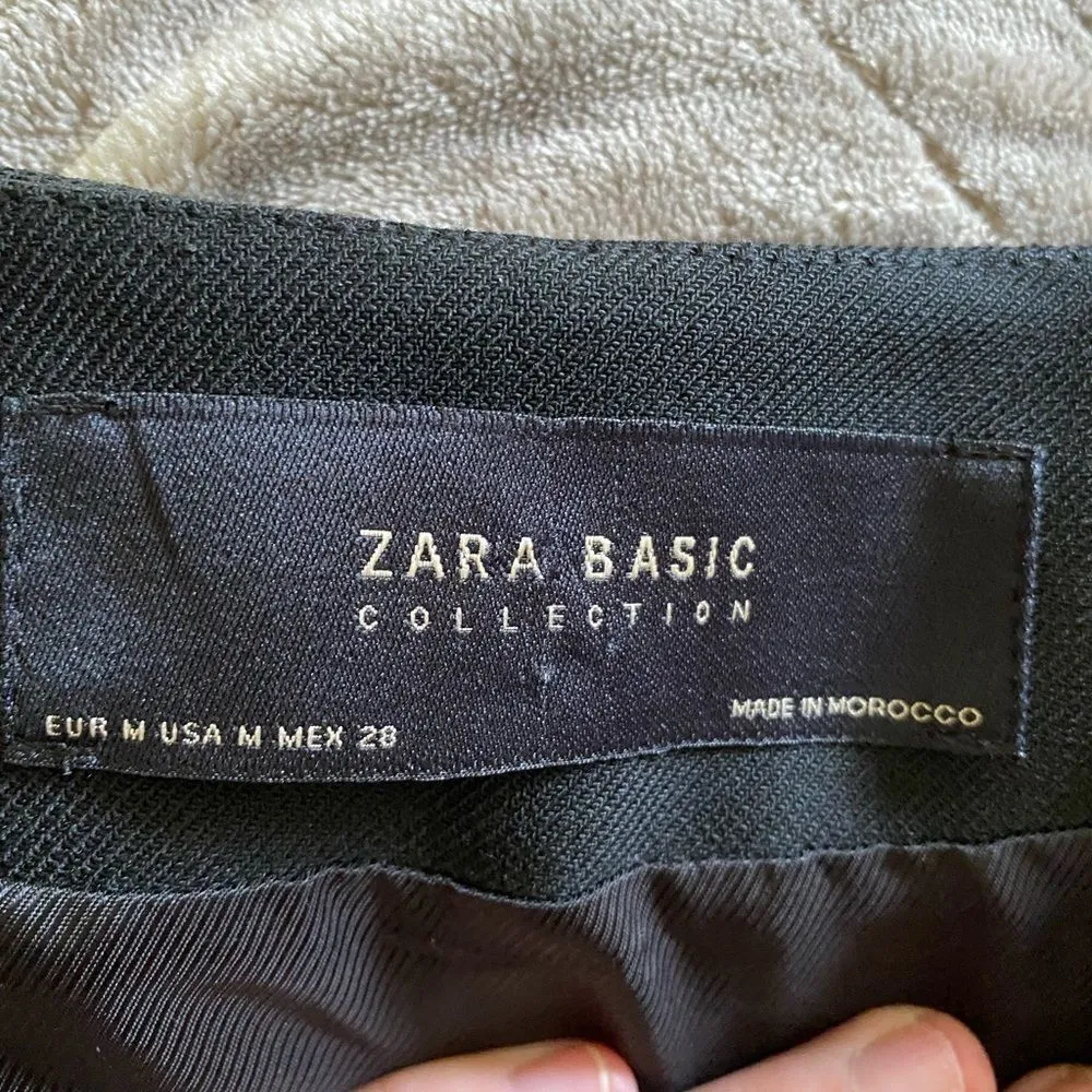 Zara 3/4 sleeve black asymmetrical front jacket size medium - Image 9