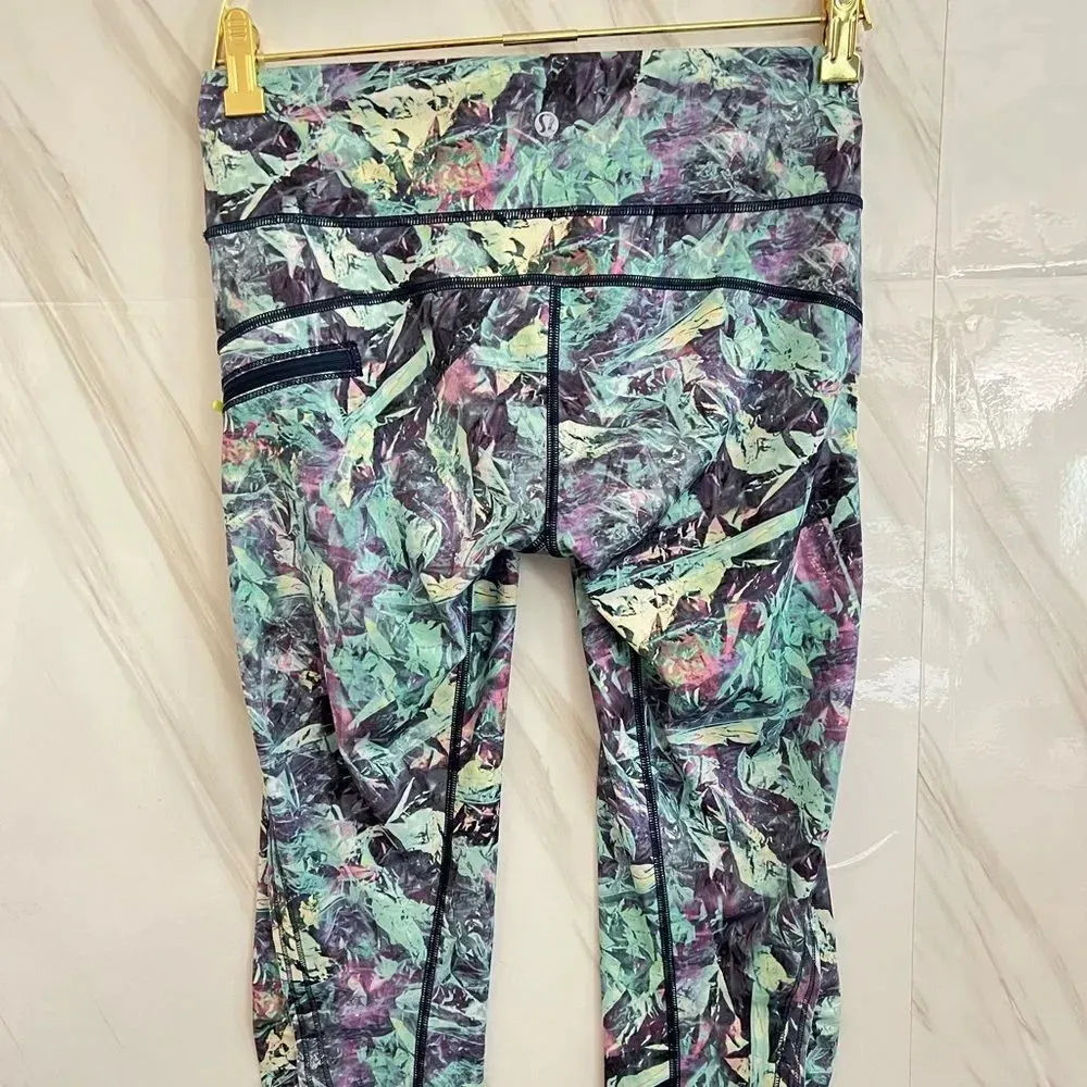 Lululemon Run Top Speed Crop Iridescent Multi Size 6 - Image 5