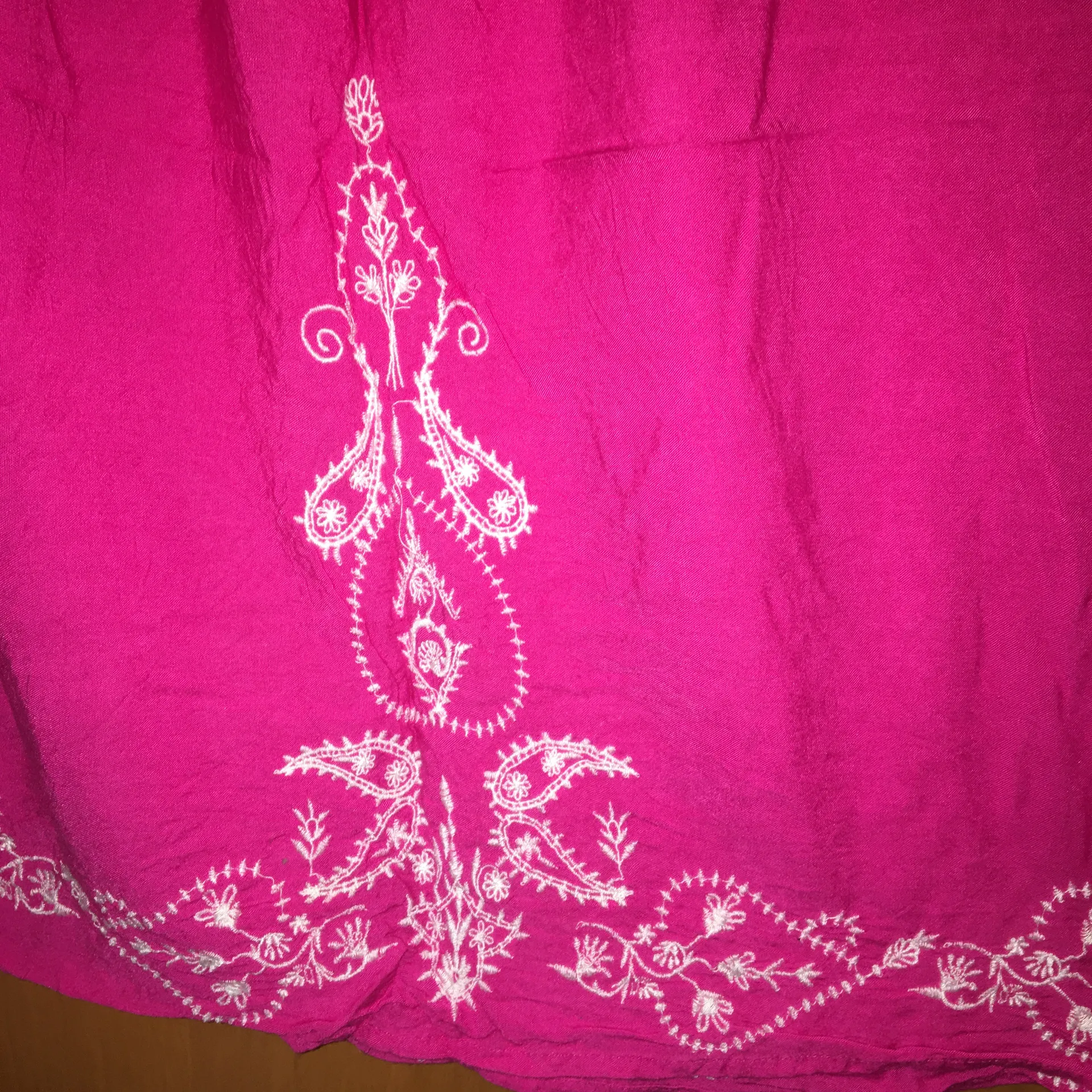 Pink with white detail scrunchy swim coverup - Image 4