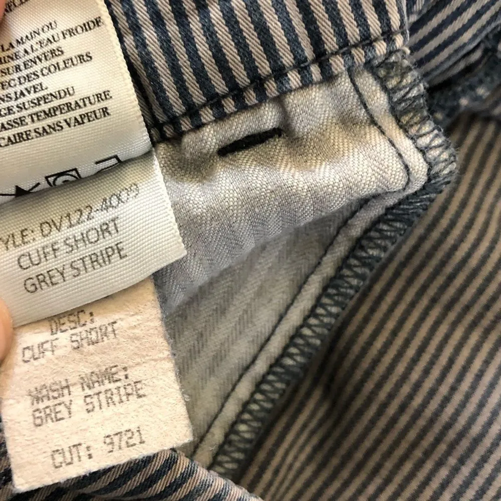 Vince. Shorts‎ Grey Stripe - Image 7