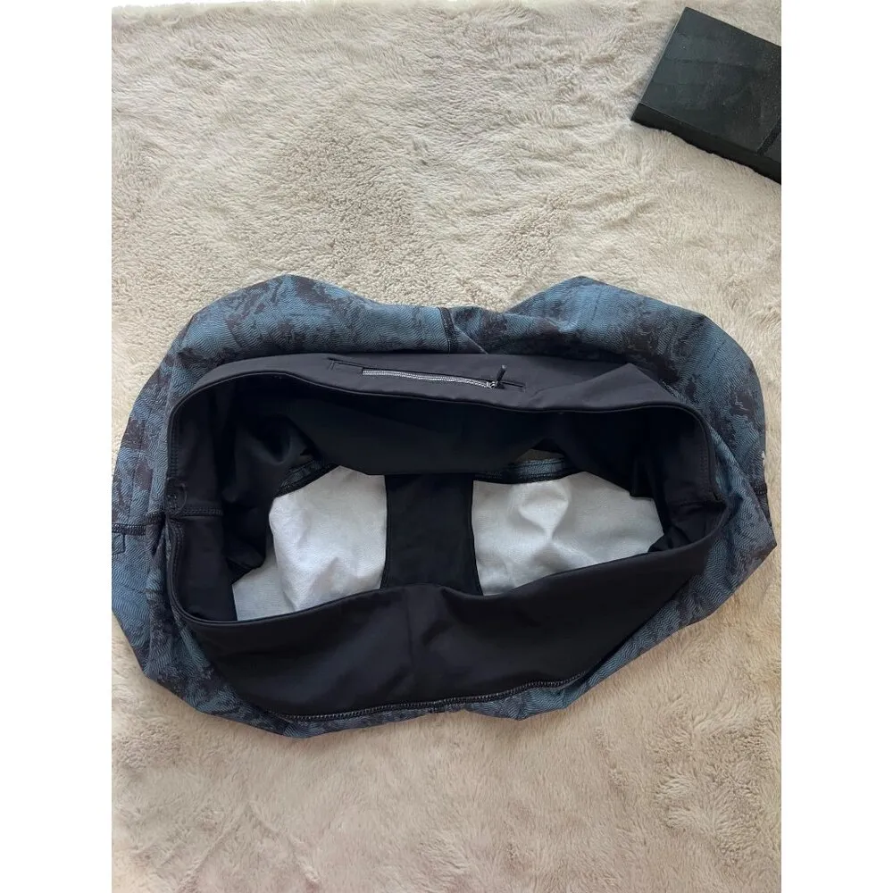 Vuori Womens Large Running Shorts With Black Waistband & Blue Marble Print - Image 10