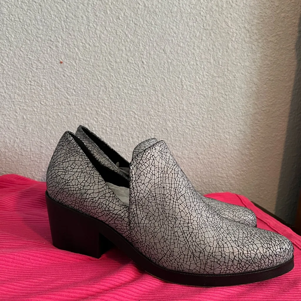 SHELLYS LONDON Women's‎ Crackle Pattern Ankle Boots White Size 8 - Image 6