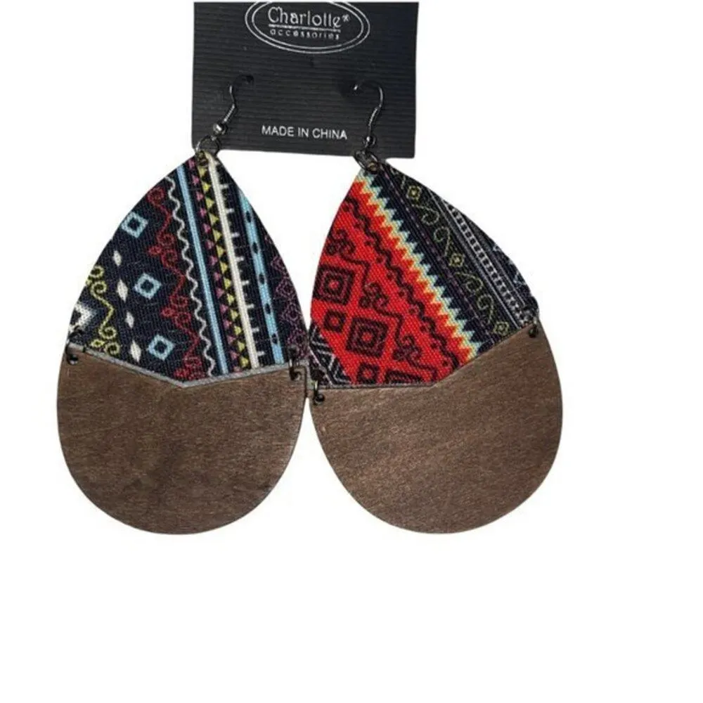 NWT Wooden Fabric Covered Boho Aztec Dangle Earrings Black & Red - Image 2