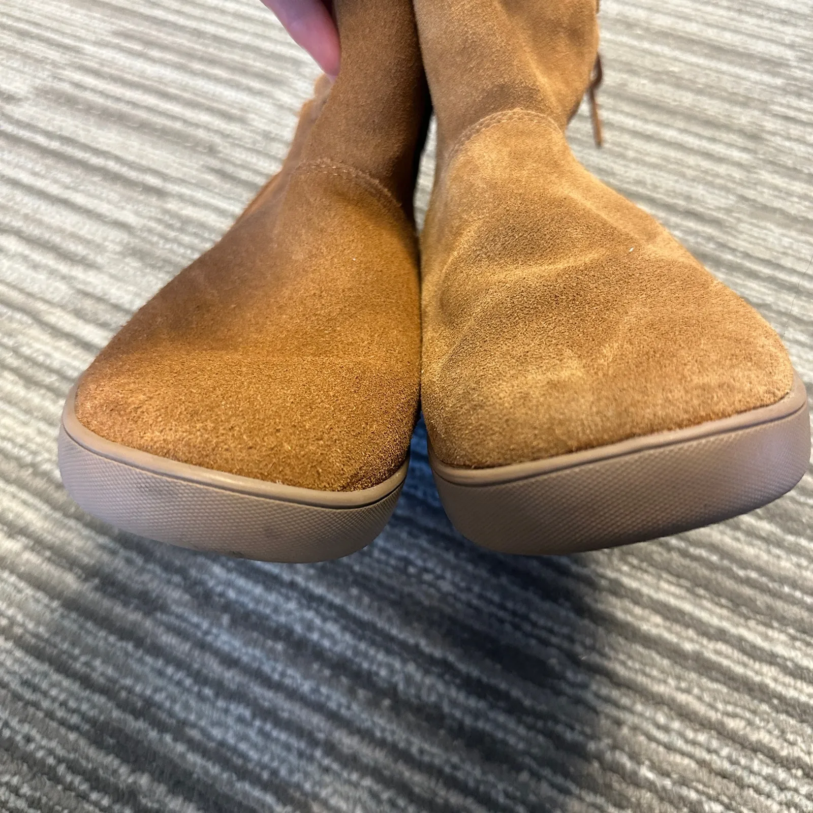 Koolaburra UGG Shazi Short Brown Suede Shearling Lace - Image 3