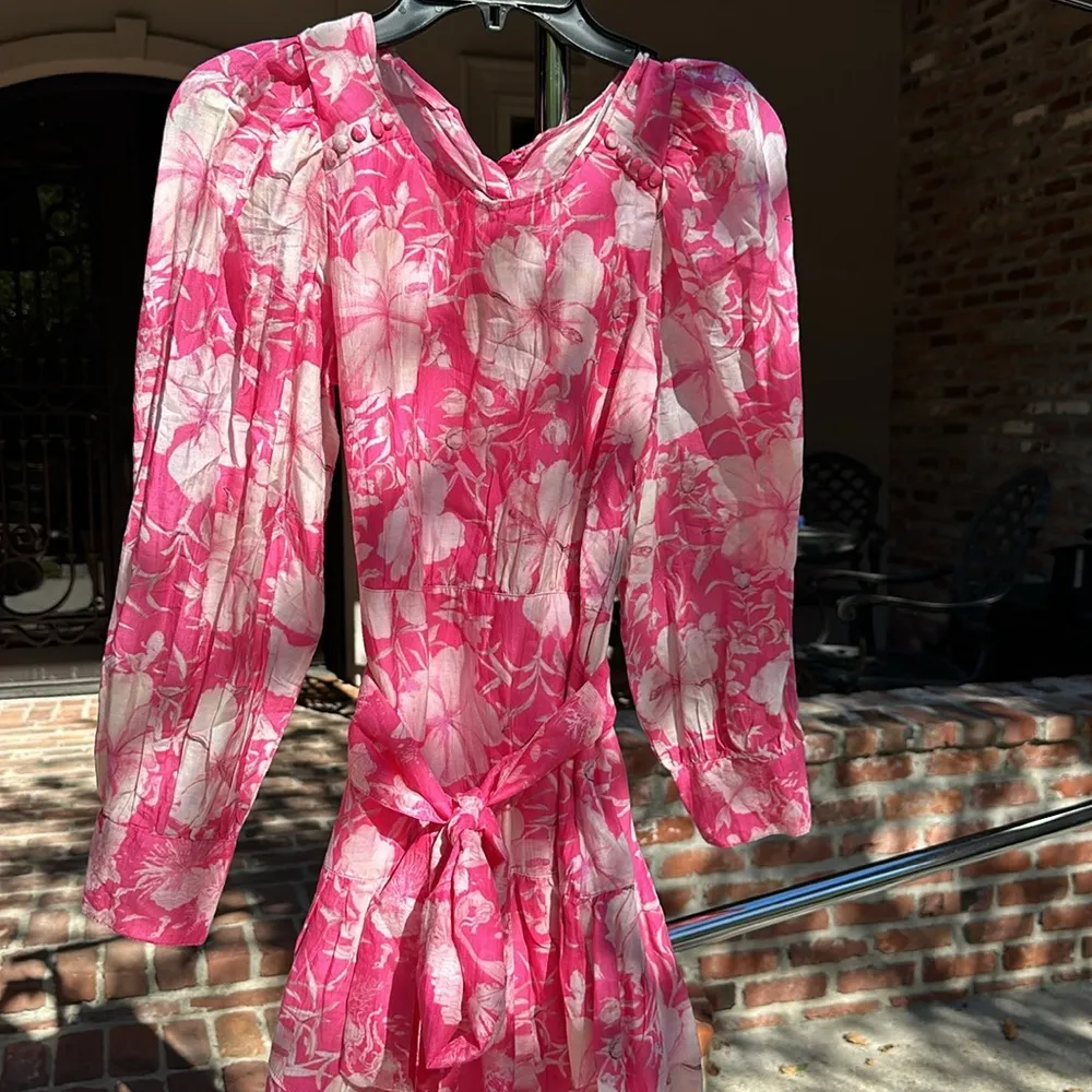 Beautiful  dress… - Image 2