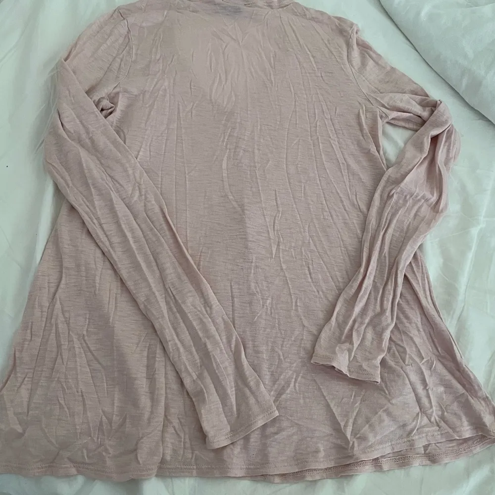 Express pink boho Y2K work-to-evening cutout neckline shirt, size XS summer - Image 6