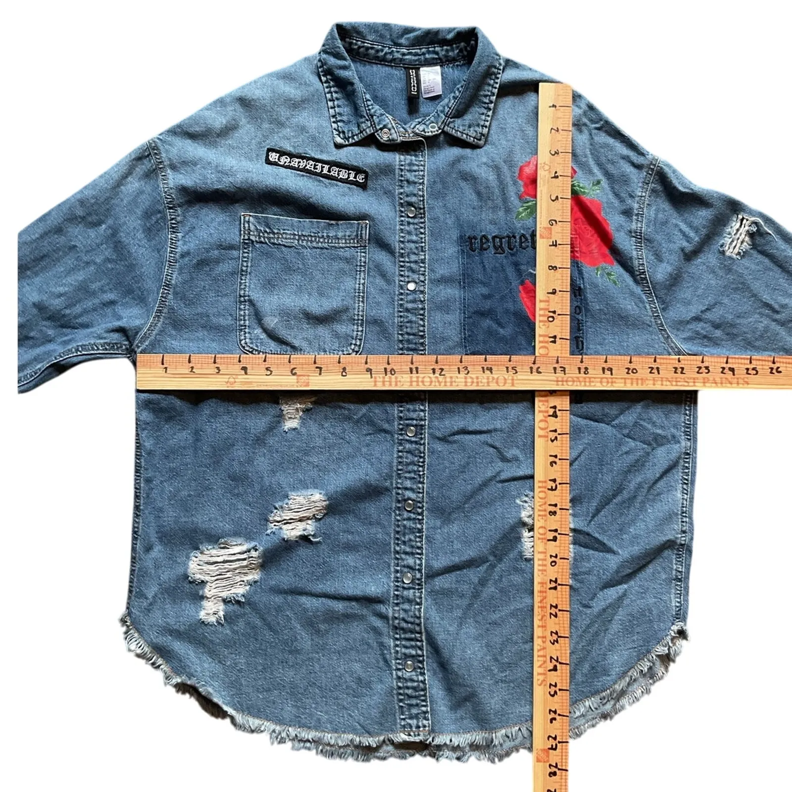 H&M Denim Shirt Women’s Oversized Grunge Y2K Distressed  Rose Graphic  Jean Top - Image 8