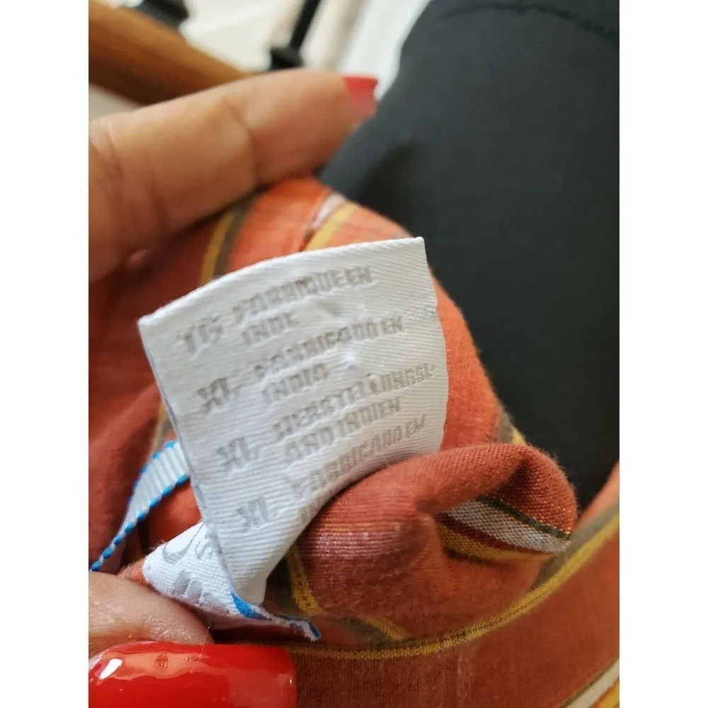 Columbia Women Nylon & Polyester Collared Long Sleeve Button Down Dress Shirt - Image 9