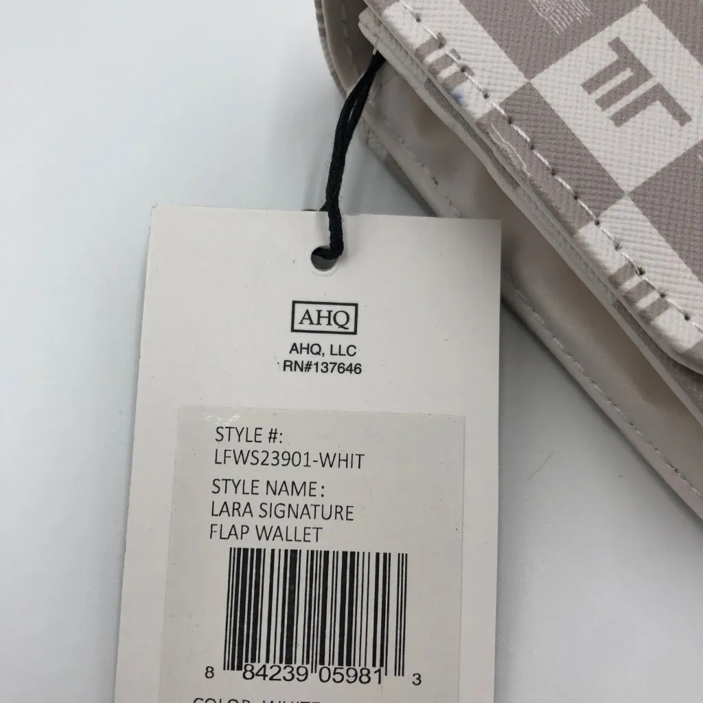 London Fog Signature‎ Women Flap Wallet White & Beige NWT Classy Chic Accessory - Image 4