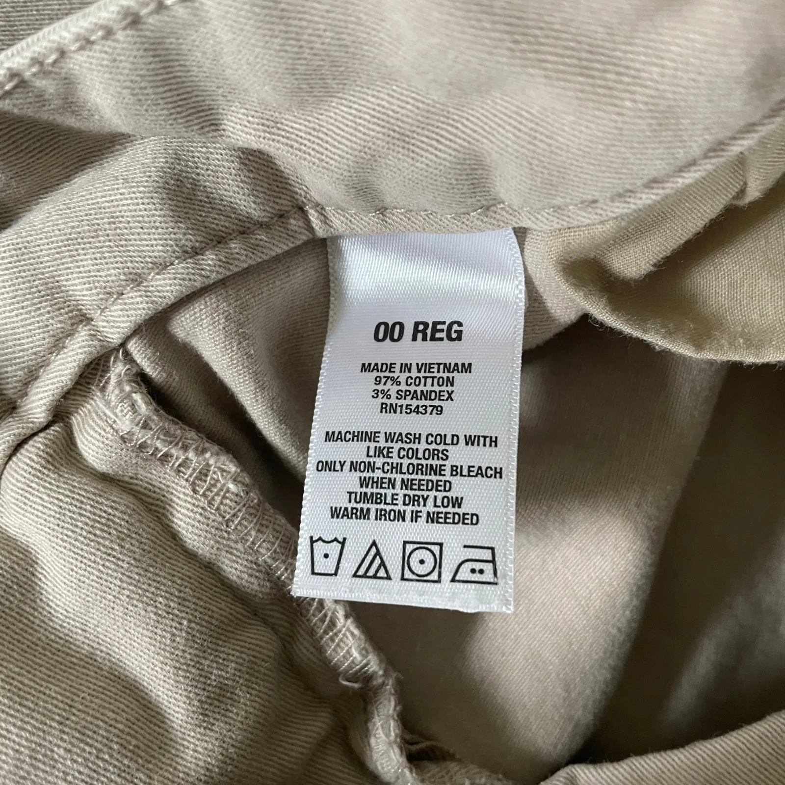 Aeropostale Khaki Chino Pants Size 00 Reg Skinny Leg Academia Preppy Y2K Prep - Image 3