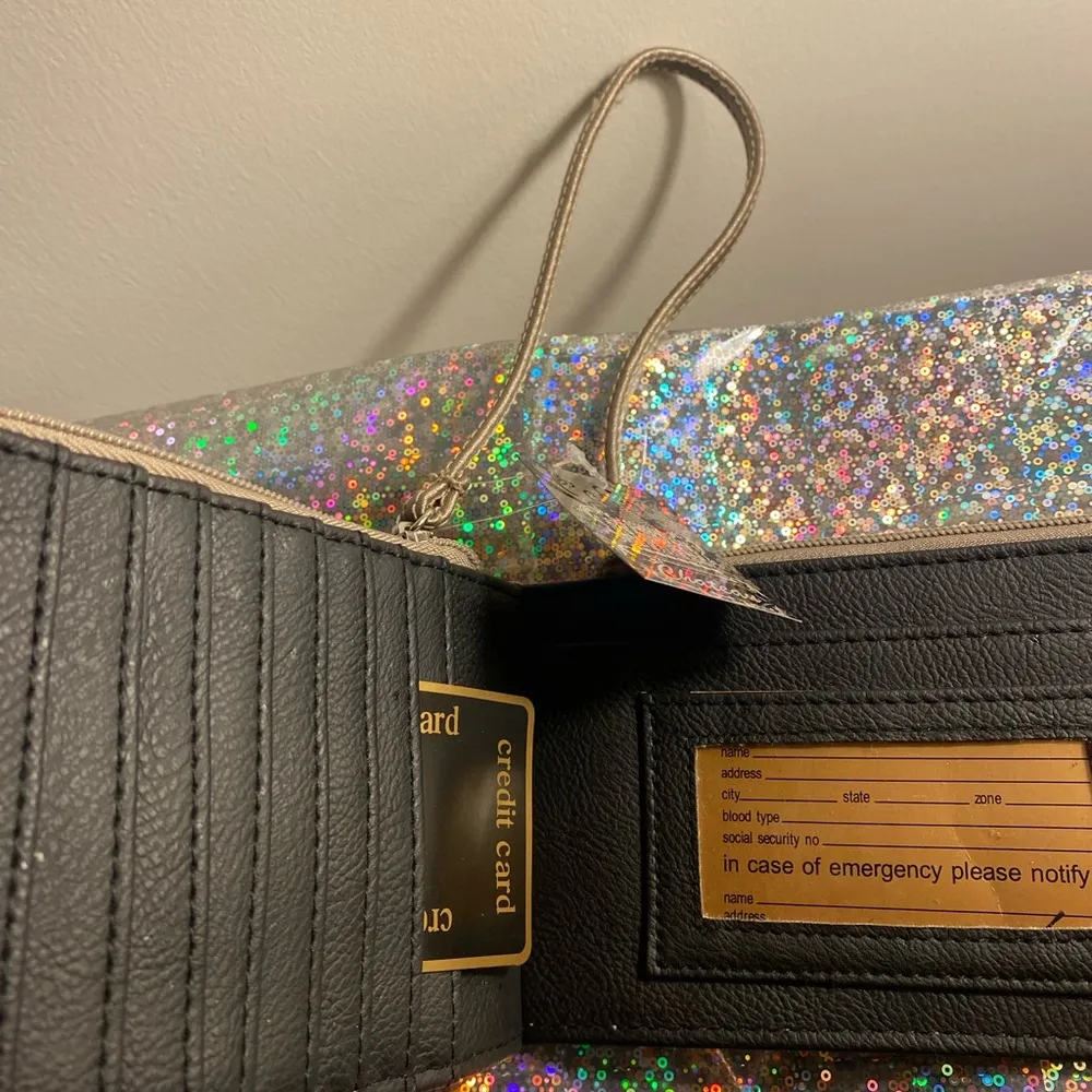 Wristel New With Tags🛍️ - Image 4