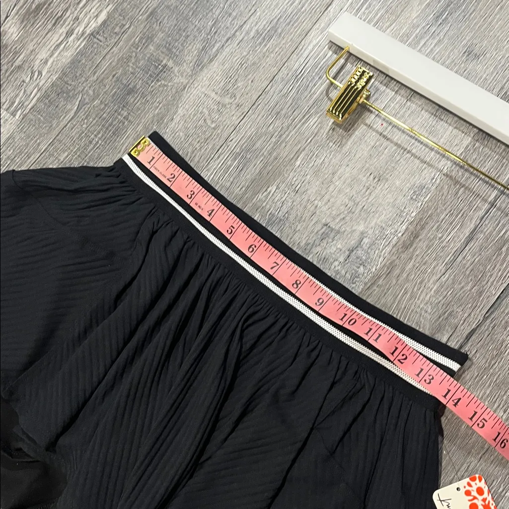 Free People Sultry Skort. NWT. Black - MED - Image 9