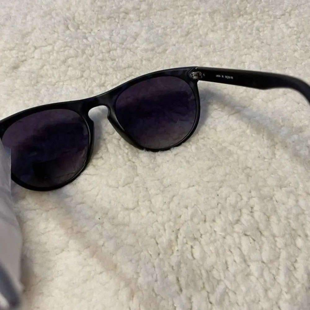 Joe’s Jeans Black/Blue Tortoise Sunglasses NWT - Image 7