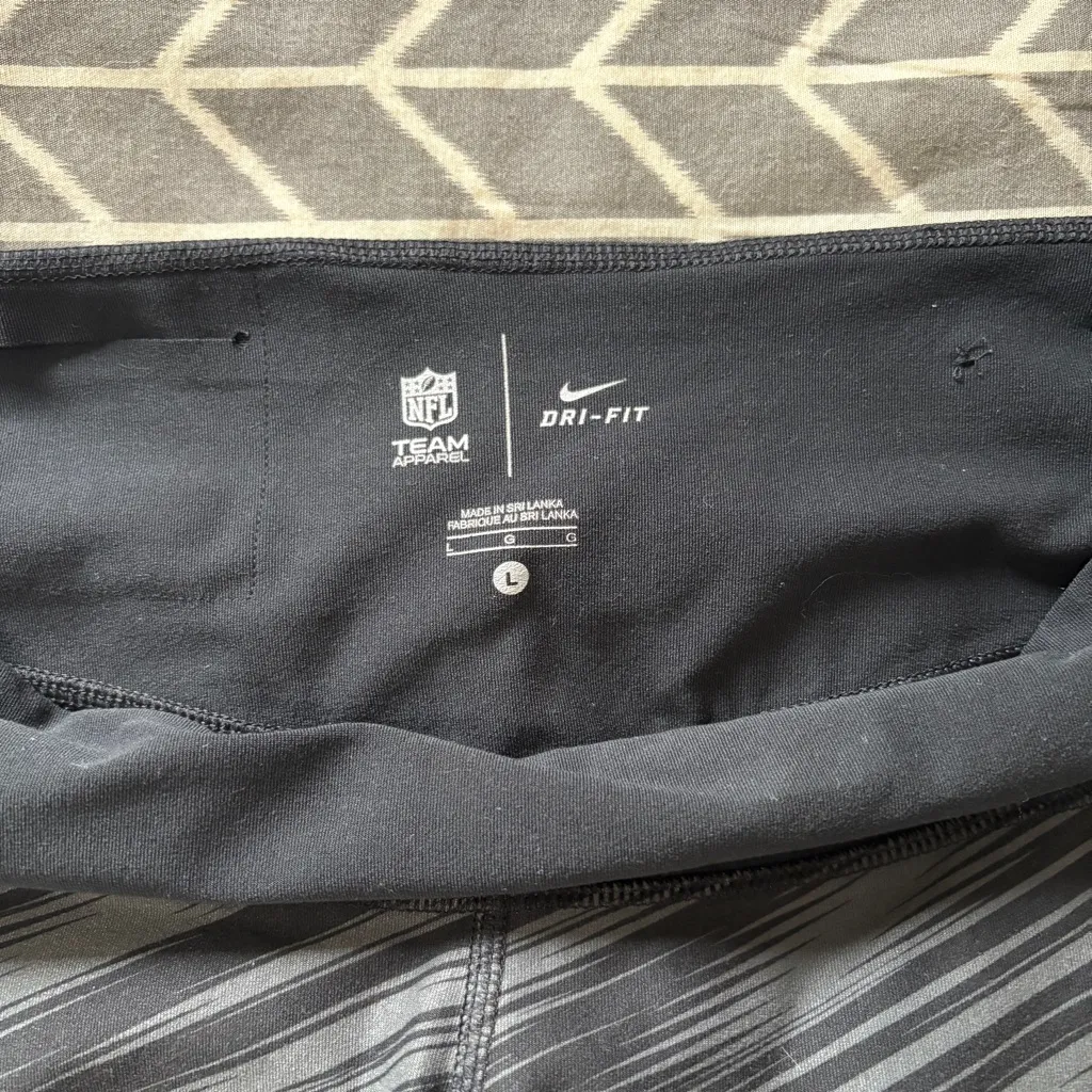 Seahawks Leggings Women’s Large Nike NFL Team Apparel Gray & Black Seattle - Image 8