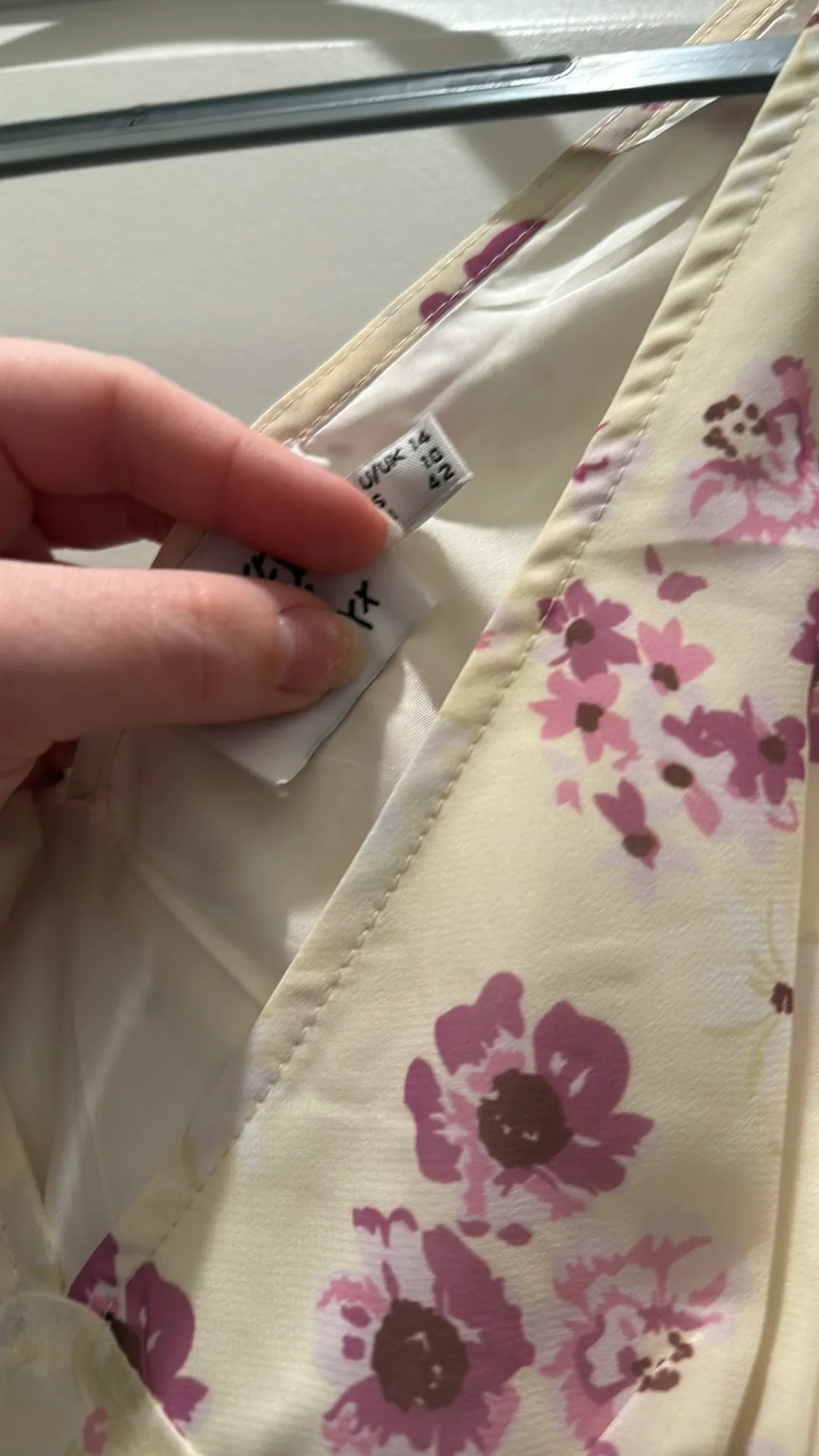 Princess Polly Maxi Floral Dress - Image 3