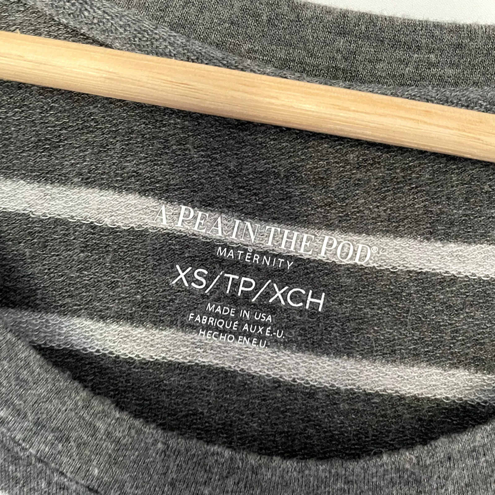 A pea in the pod maternity sweater gray striped knit top women's size small - Image 3