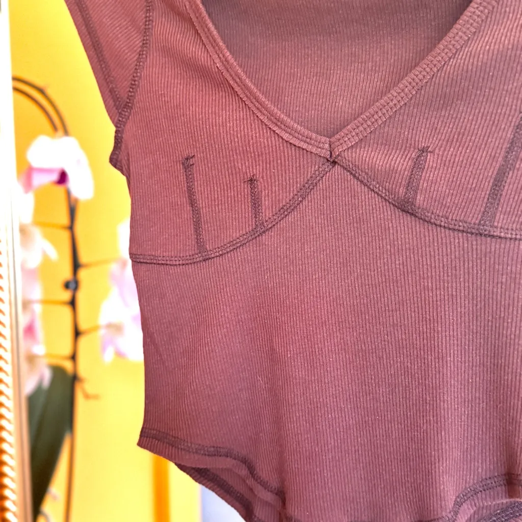 🎅 3/$15 SALE Urban Outfitters Brown Corset Crop Top M - Image 3