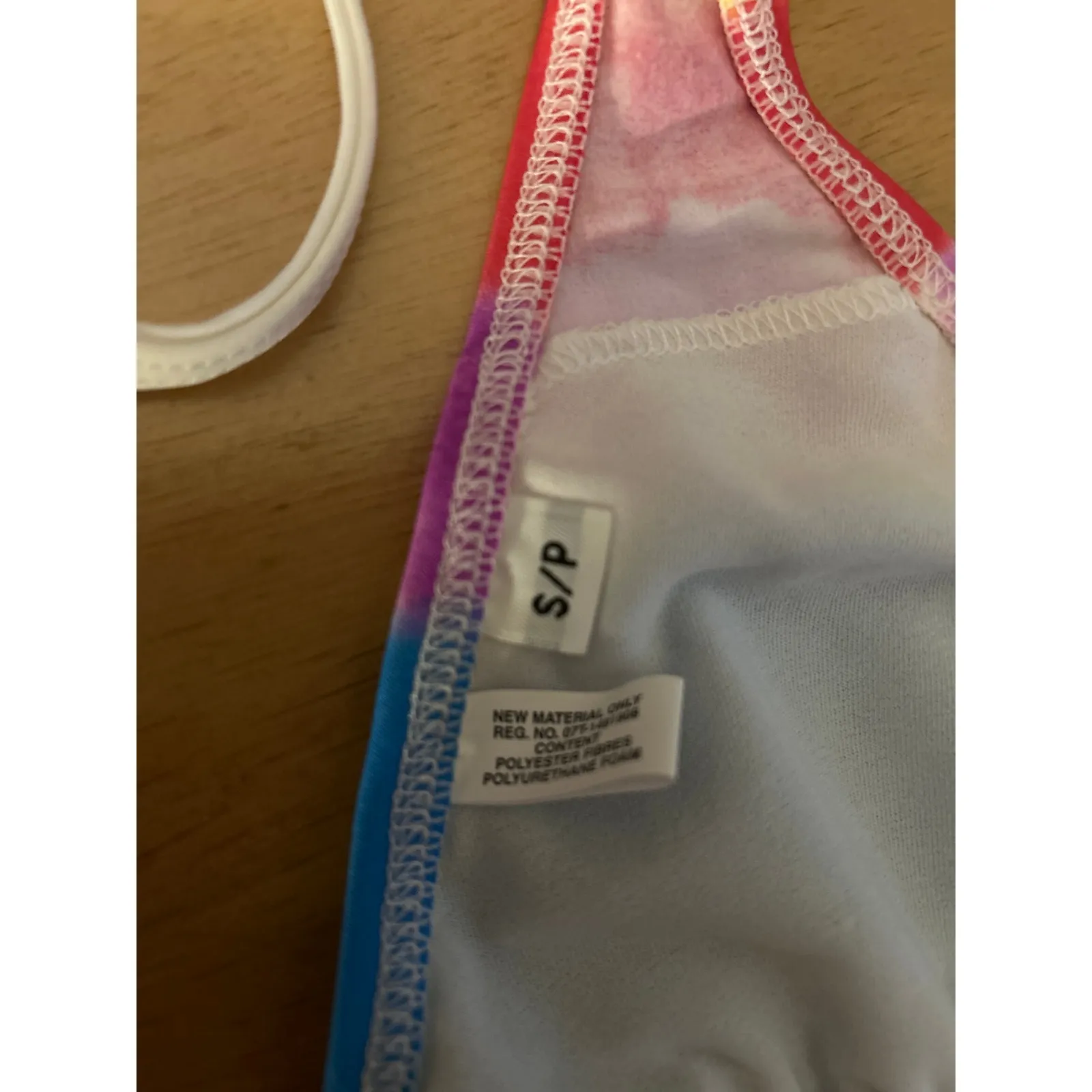 New Women’s Hooters Vintage Tye Dye Swimsuit Bikini Top size Small - Image 4