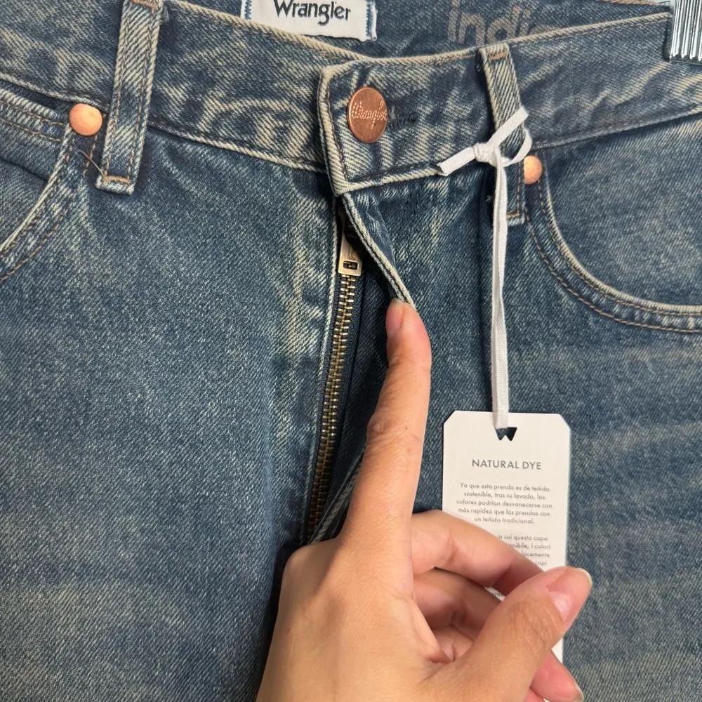 NWT  × Free People Wild West 603 High Rise Straight Jean Size 26 x 28 - Image 5