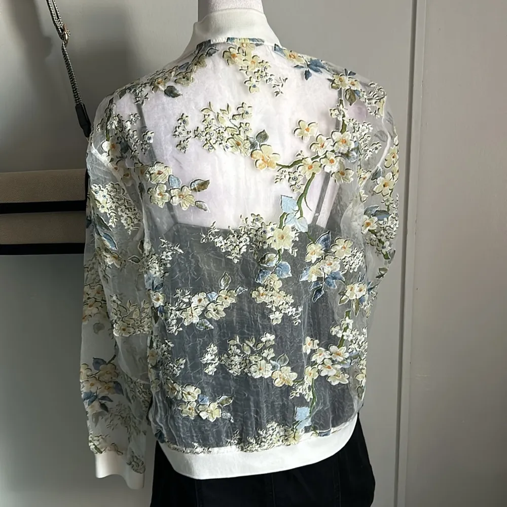 Zara Basic Collection Women’s Sheer floral Print Bomber Spring Summer Jacket - Image 6
