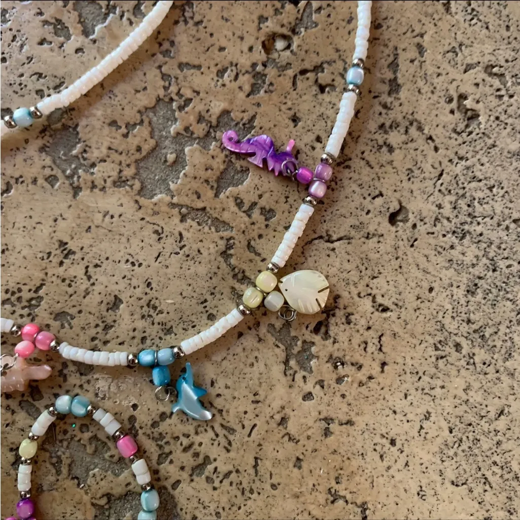 Vintage 90s Puka Shell Mother Pearl Fish Turtle Dolphin Necklace Bracelet Hawaii - Image 6