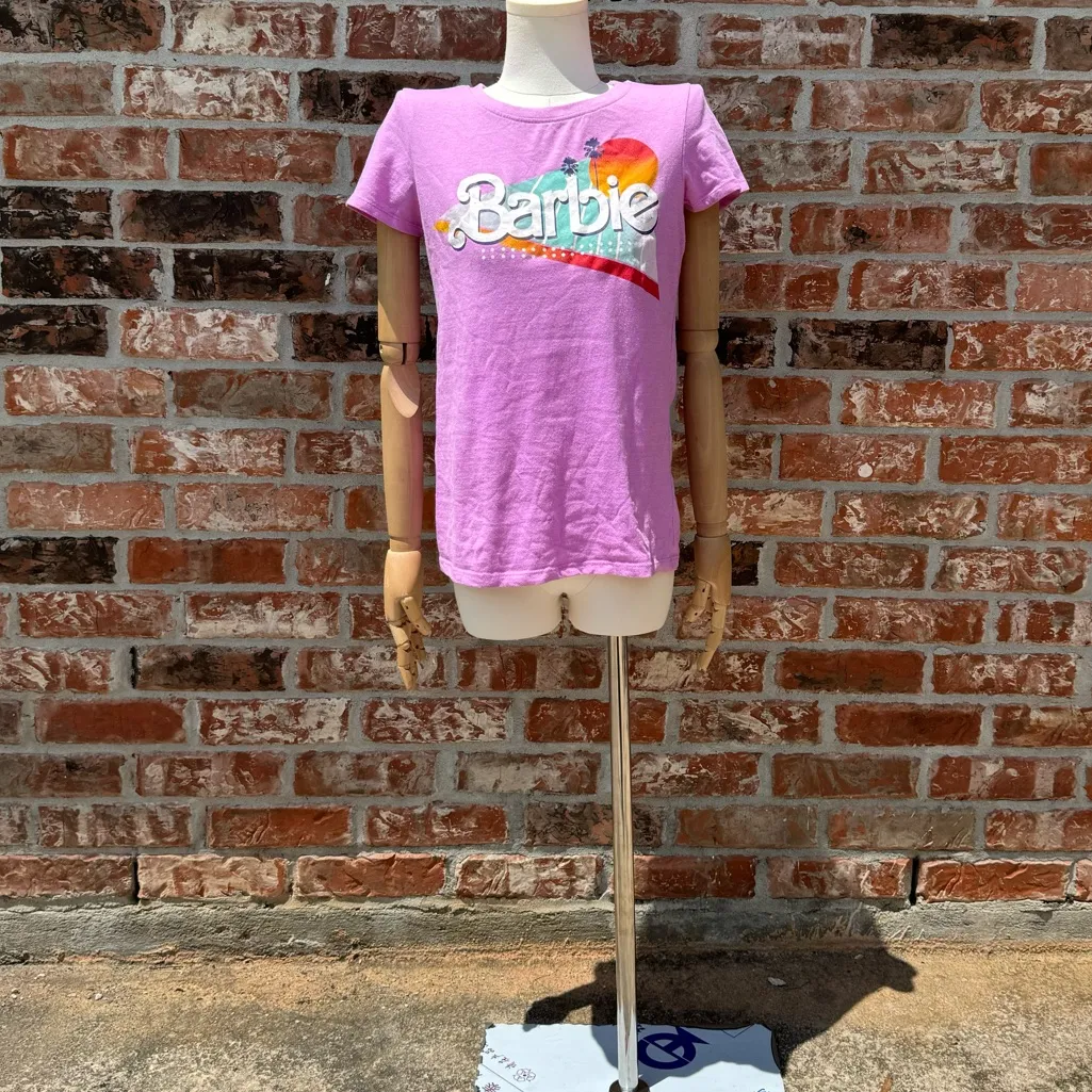 Barbie pink retro shirt with 80s/90s design! / M / Excellent condition Size M - Image 7
