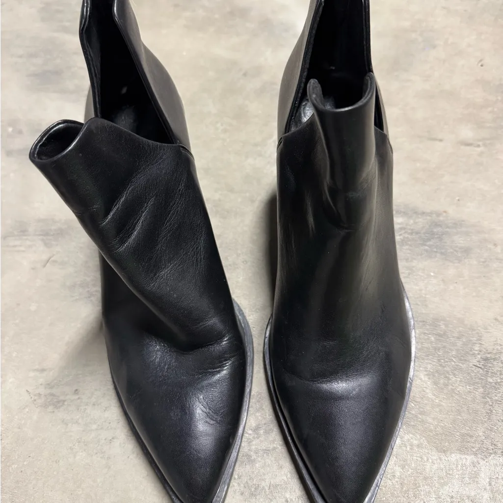 Vince Camuto Black Leather Ankle Boots - Image 2