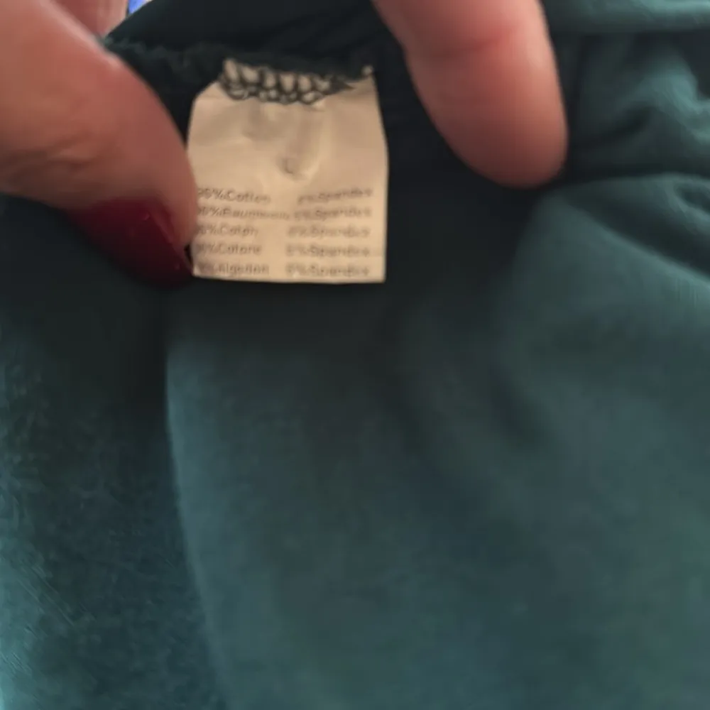 BHome Santa Baby Maternity Long Sleeved Tee Size L Green - Image 5