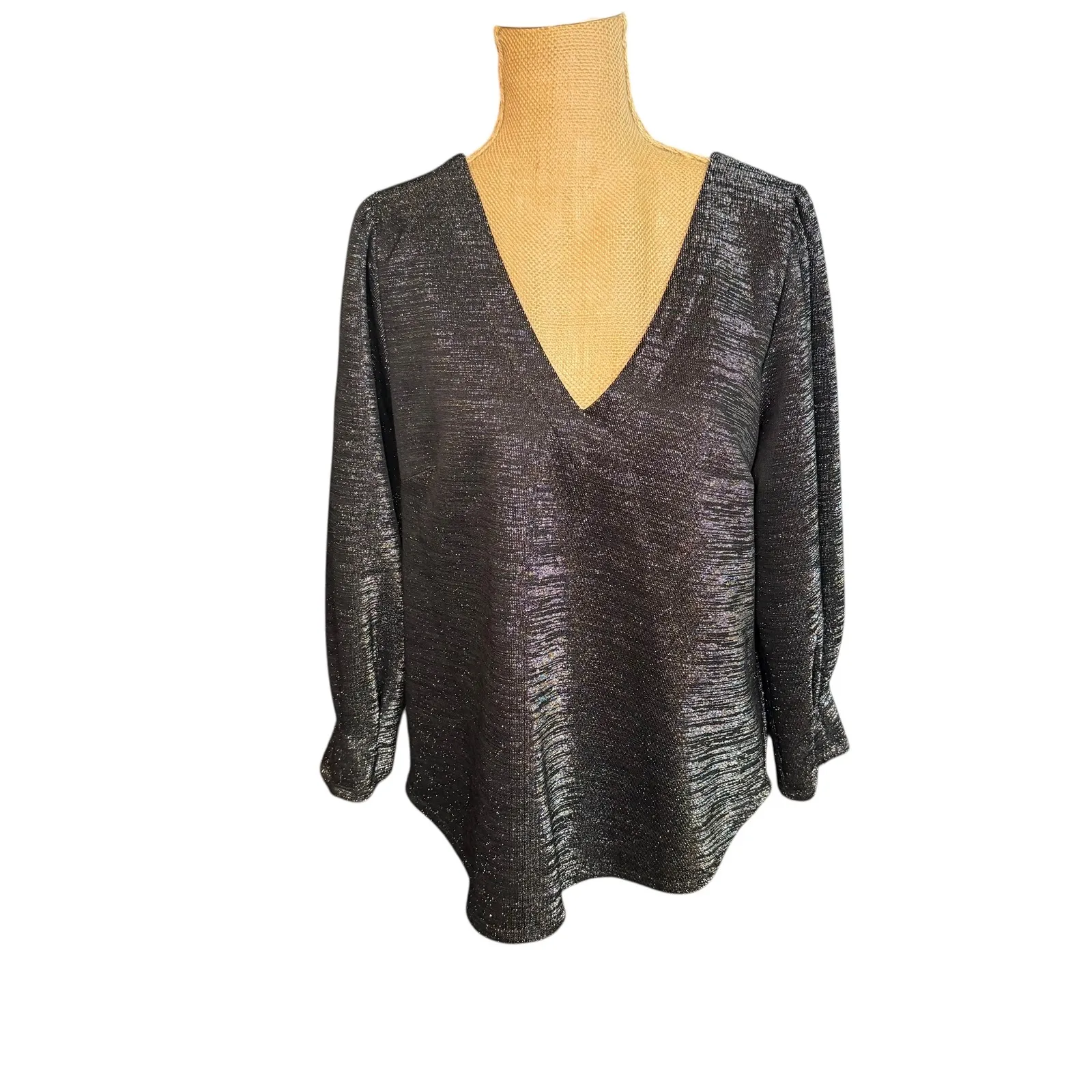 R.O. & DE. Silver Metallic Blouse V‎ Neck Long Sleeve Party Top Women's Medium - Image 3