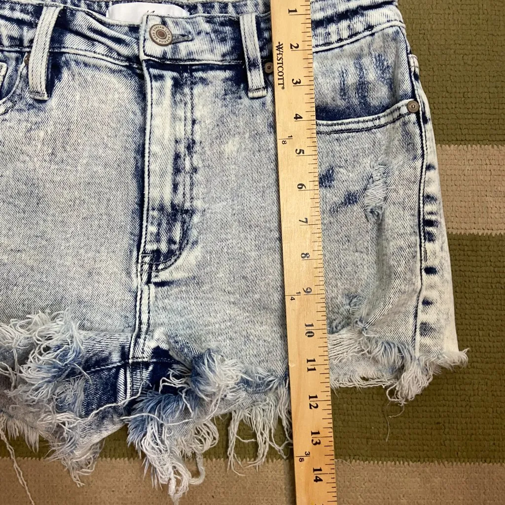 Kancan Jean Shorts Size Large High Rise Light Acid Wash Frayed Festival Grunge Blue - Image 5