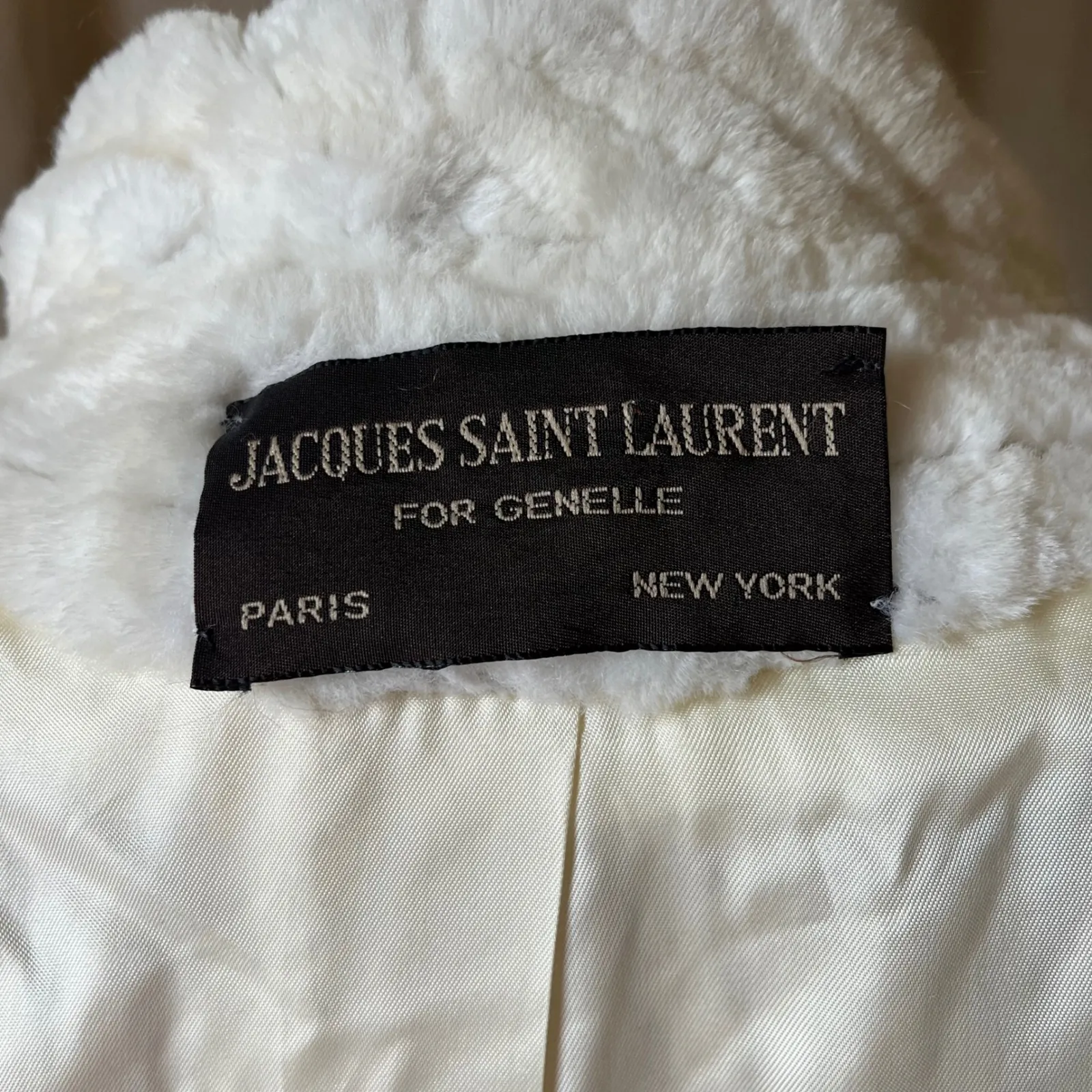 Jacques Saint Laurent Genelle Ivory Faux Fur Coat Jacket Size M/L Vintage White Size M - Image 6