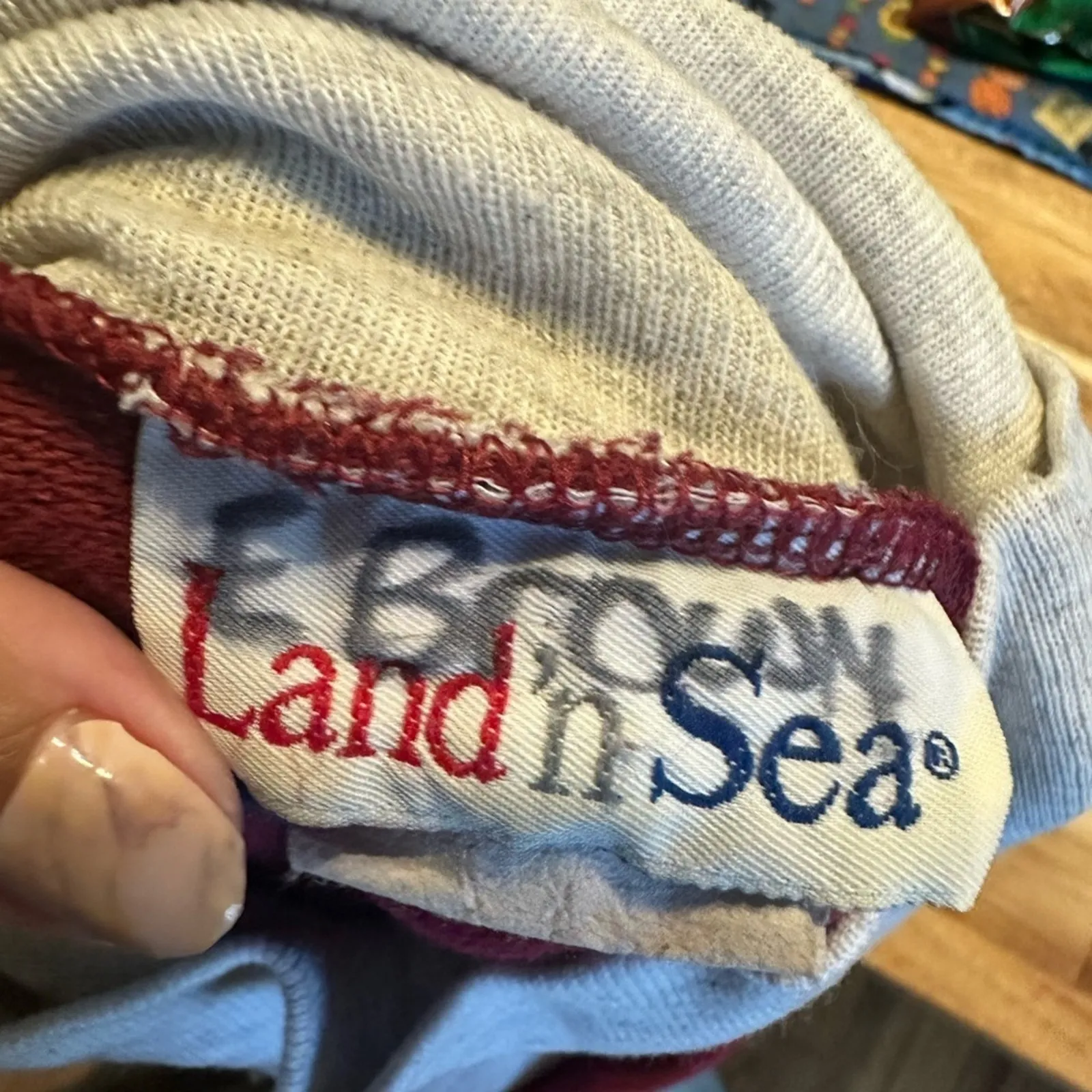 Land N Sea Kitty Yarn Sweater – Women’s M – Cozy Vintage Cat Knit Gray Size M - Image 4