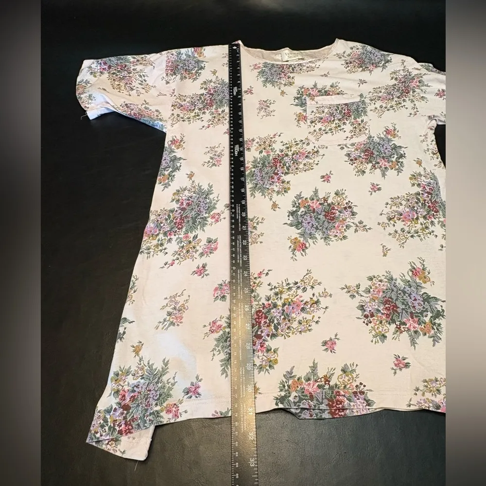 Victoria’s Secret Floral Print Oversized Night Gown size M Gold Tag - Image 11