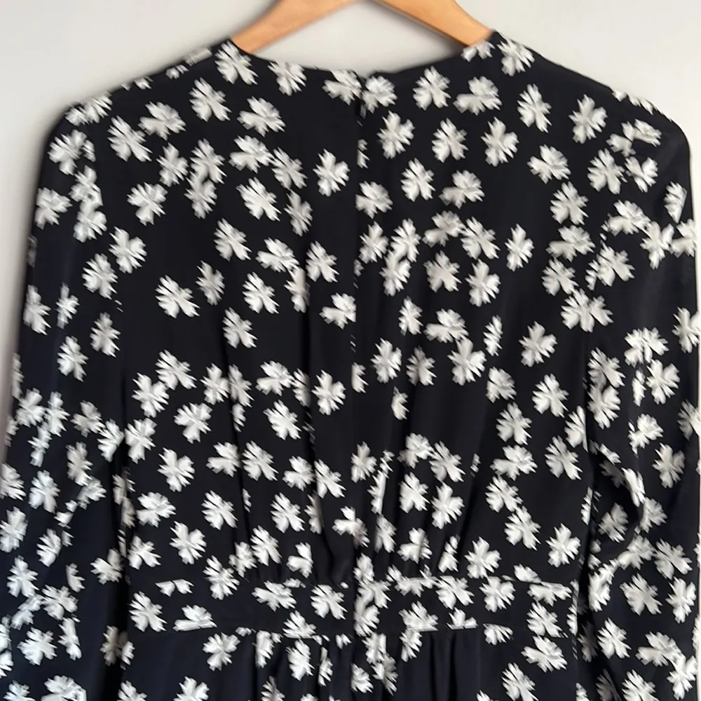 Derek Lam silk Floral Print V-Neck Long Sleeve Mini Dress Size 4 - Image 10