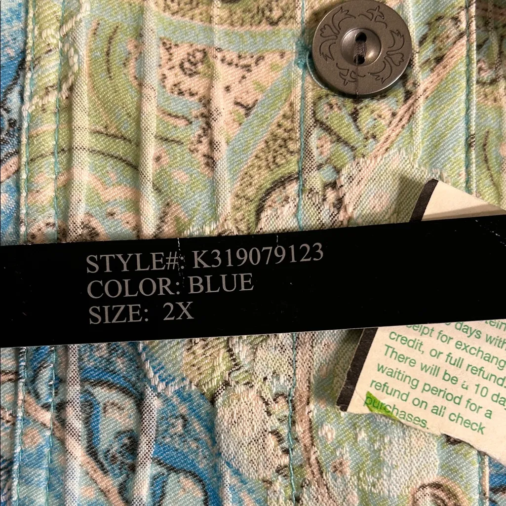 Analogy Women's Paisley Jean Jacket in Blue and Green Size 2X - Image 9