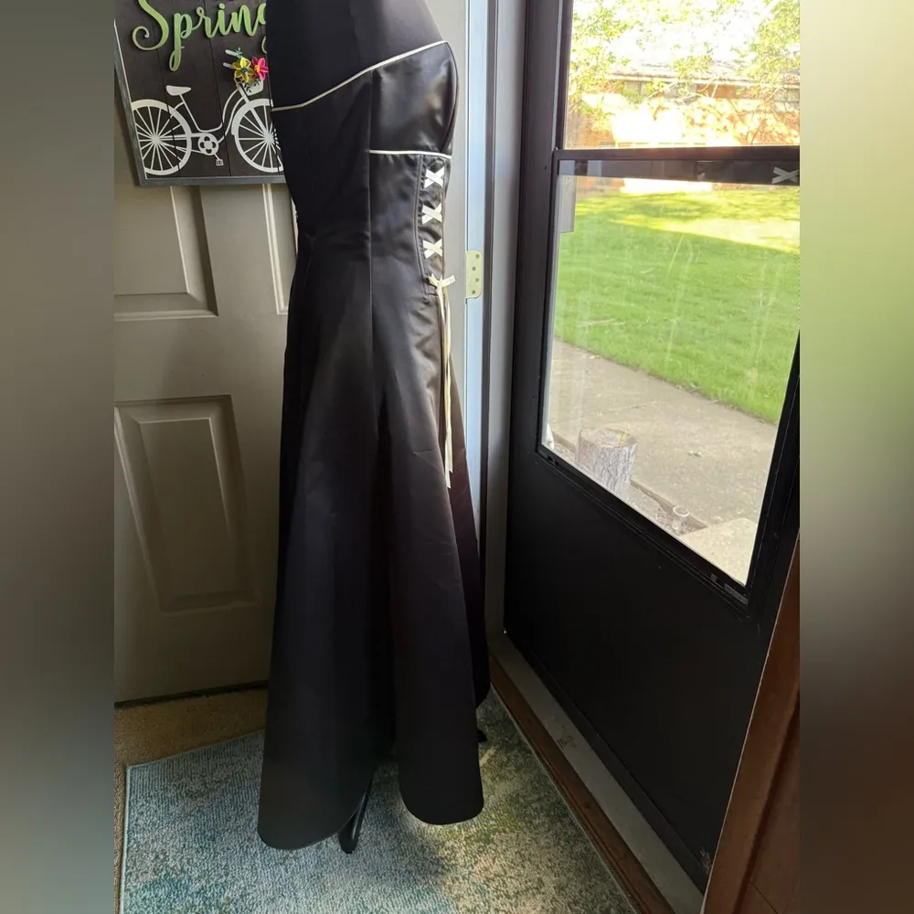 Y2K Jessica McClintock by Gunne Sax strapless corset prom dress, size 9/10 - Image 5